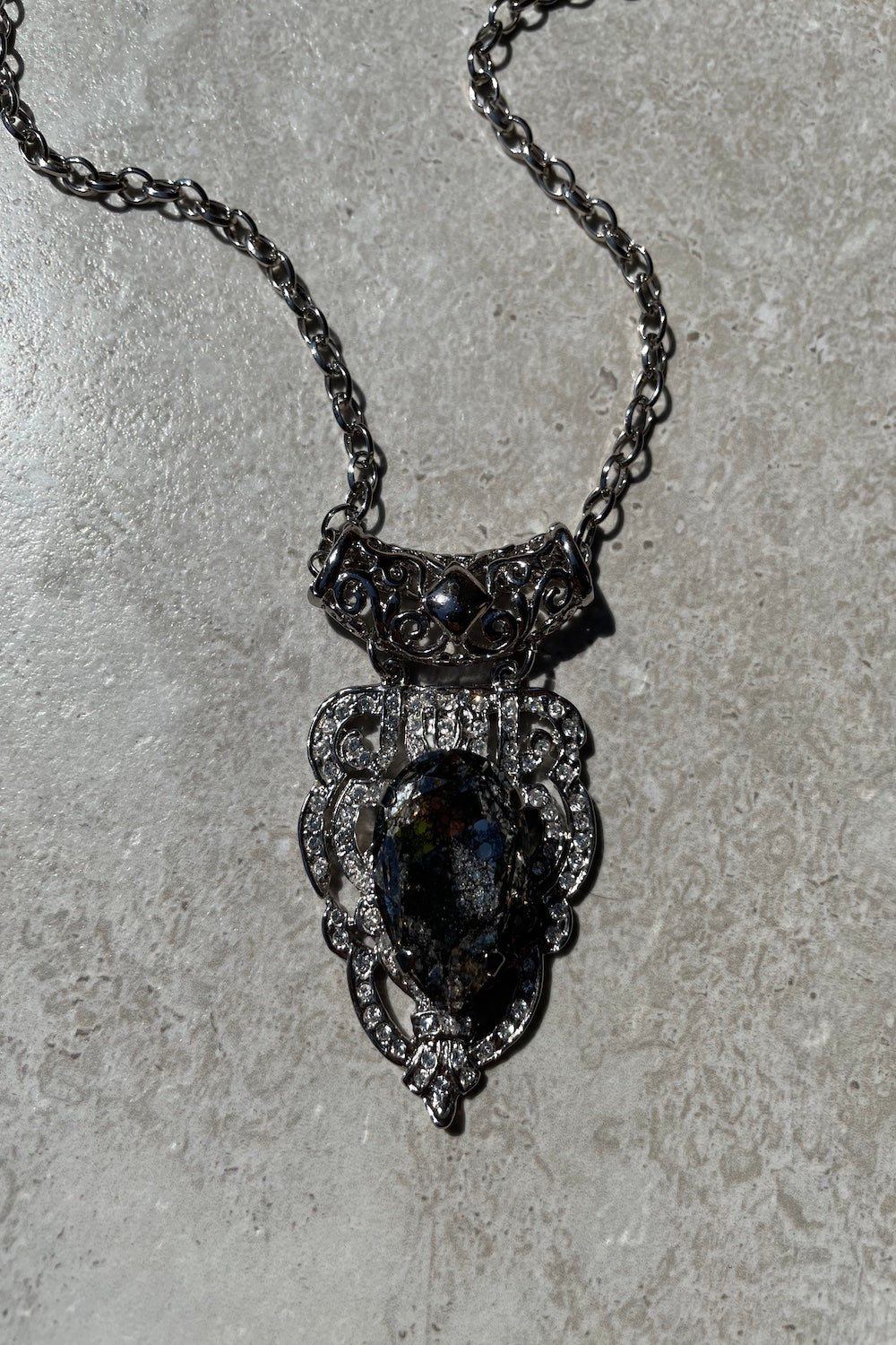 MIRVANA ORNATE NECKLACE SILVER